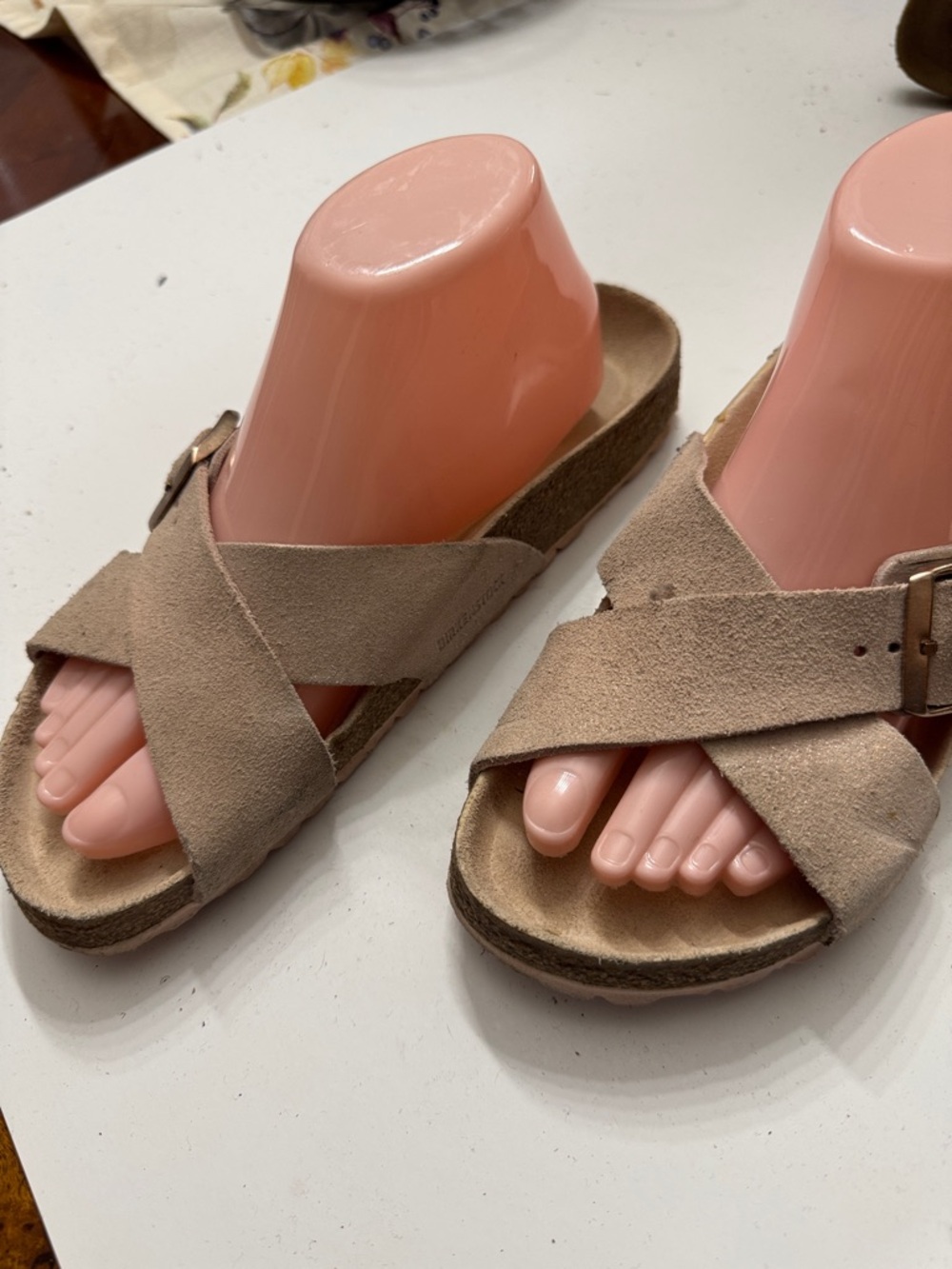 Birkenstock Women's Crisscross Suede Slide - pink size 40